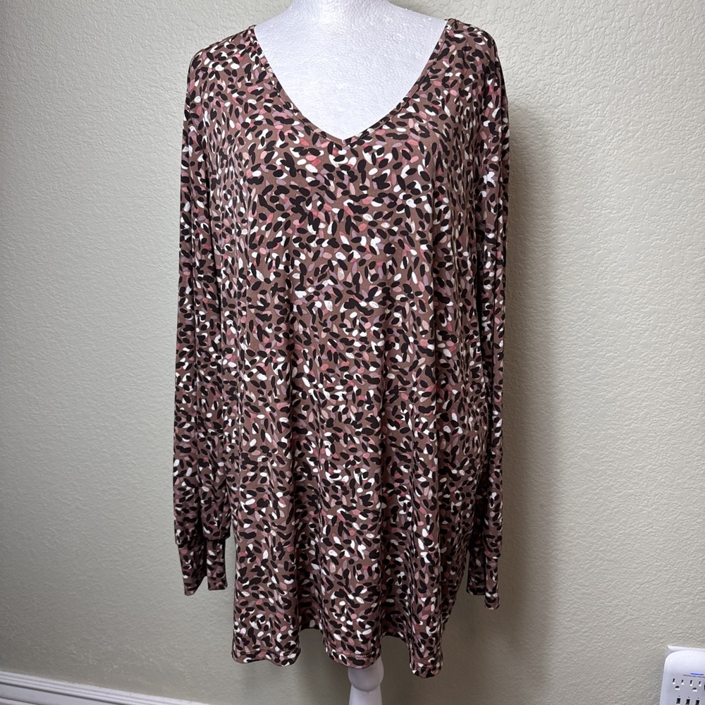 Susan Graver Liquid Knit V-Neck Tunic Blouse 2X Brown Abstract Cheetah Print